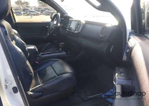 2020 Toyota Tacoma Trd Off-Road z USA, uszkodzony, nr VIN 3TMCZ5AN0LM362230